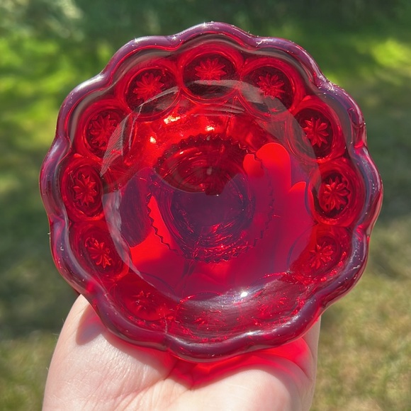 Vintage LE Smith Large Ruby Red Glass Moon and Star Pedestal Candy Dish - Picture 10 of 11